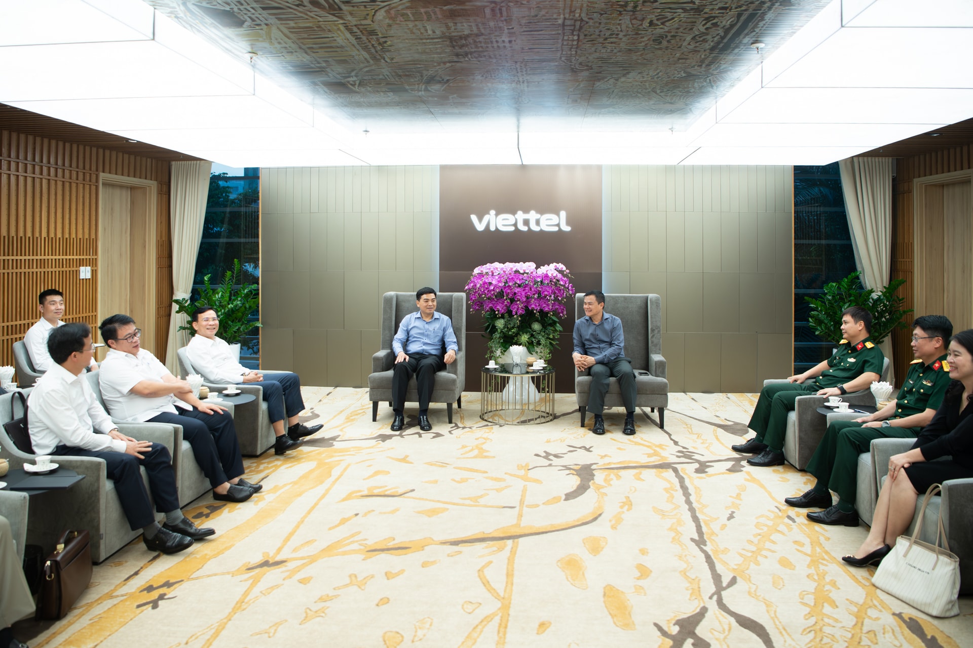 Lâm Đồng đặt mục tiêu đẩy mạnh chuyển đổi số toàn diện trong các lĩnh vực chính quyền số, kinh tế số và xã hội số