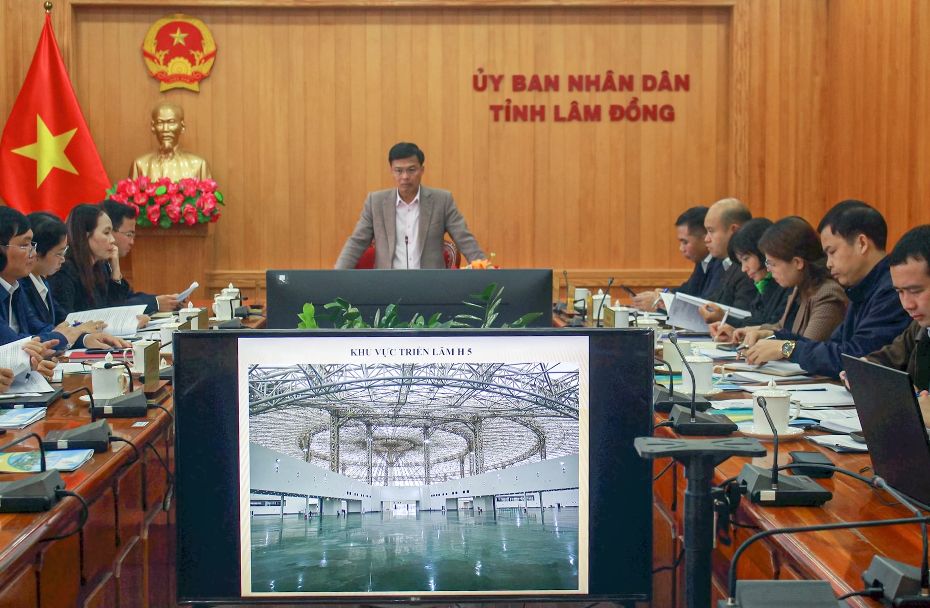 Tiếp tục rà soát công tác chuẩn bị Triển lãm thành tựu 80 năm Ngày Quốc khánh 2/9