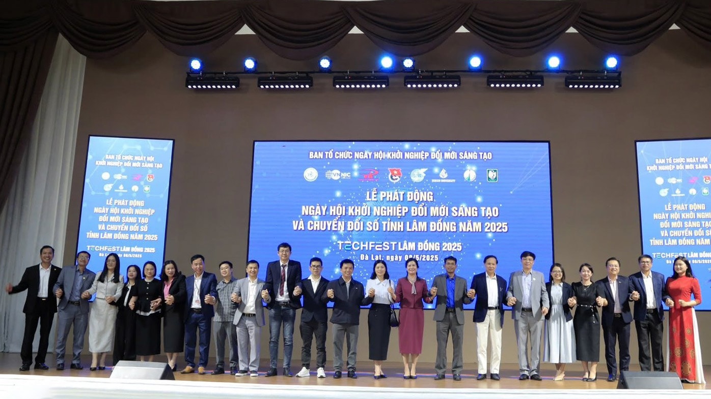 Thi thiết kế website “BrandID - Công dân số với tên miền ID.VN”: Bùng nổ sáng tạo của sinh viên