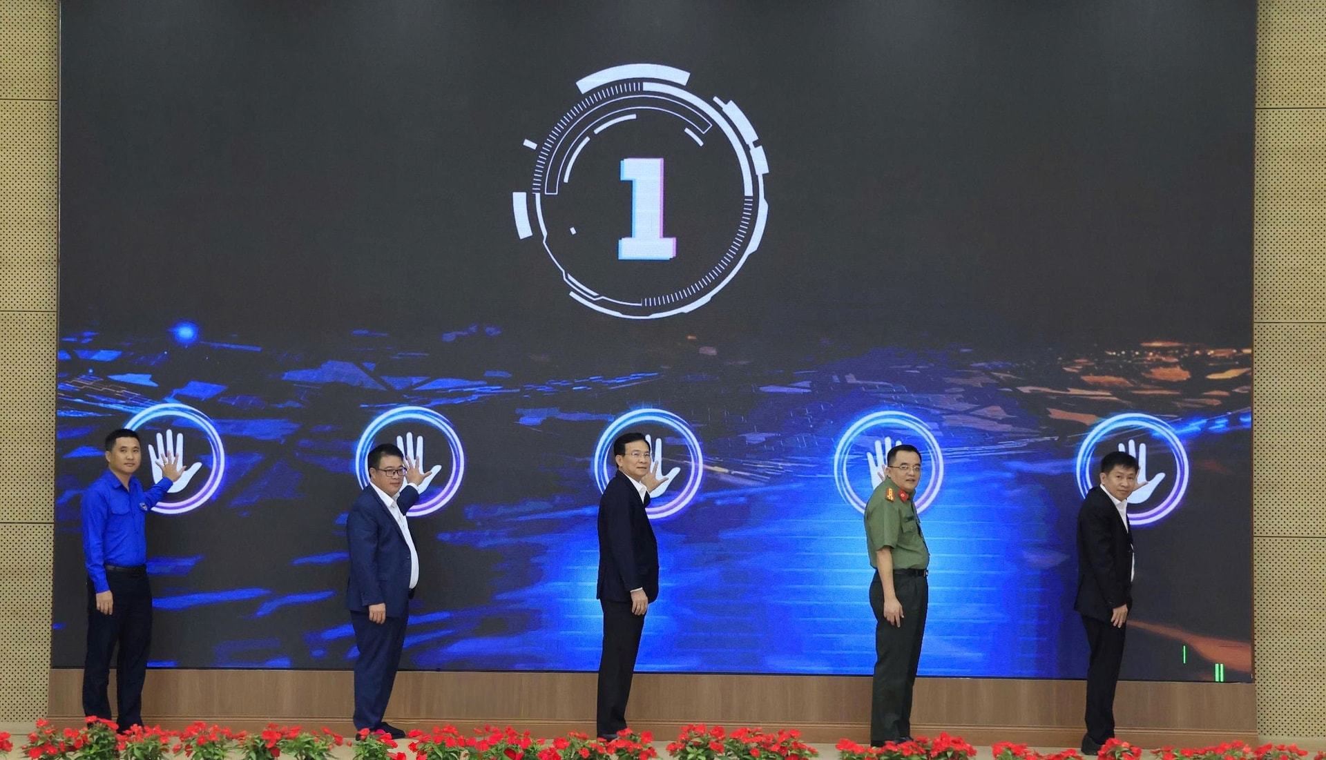 “Xóa mù kỹ năng số”