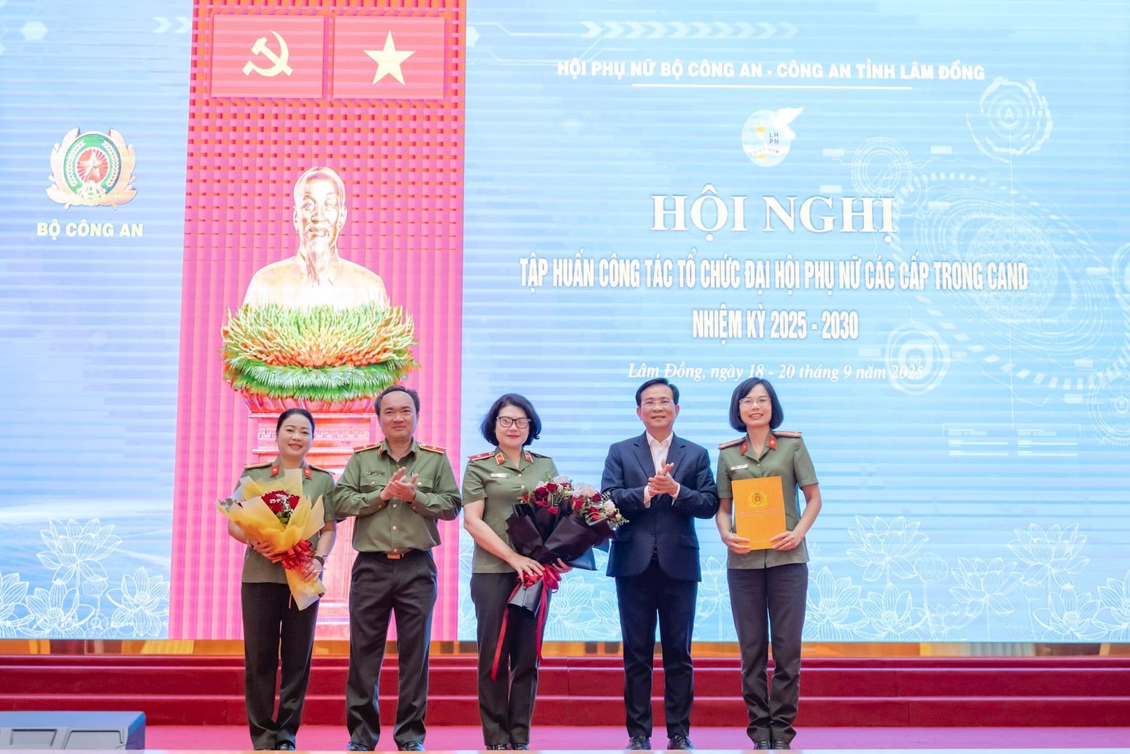 Lãnh đạo Lâm Đồng dự Hội nghị chuyên đề “Ứng dụng AI và kỹ năng truyền thông trong hoạt động hội”