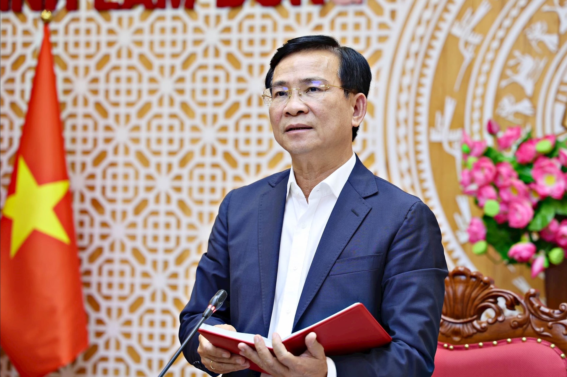 Khó ở đâu, gỡ ở đó, quyết tâm hoàn thành các chỉ tiêu kinh tế - xã hội