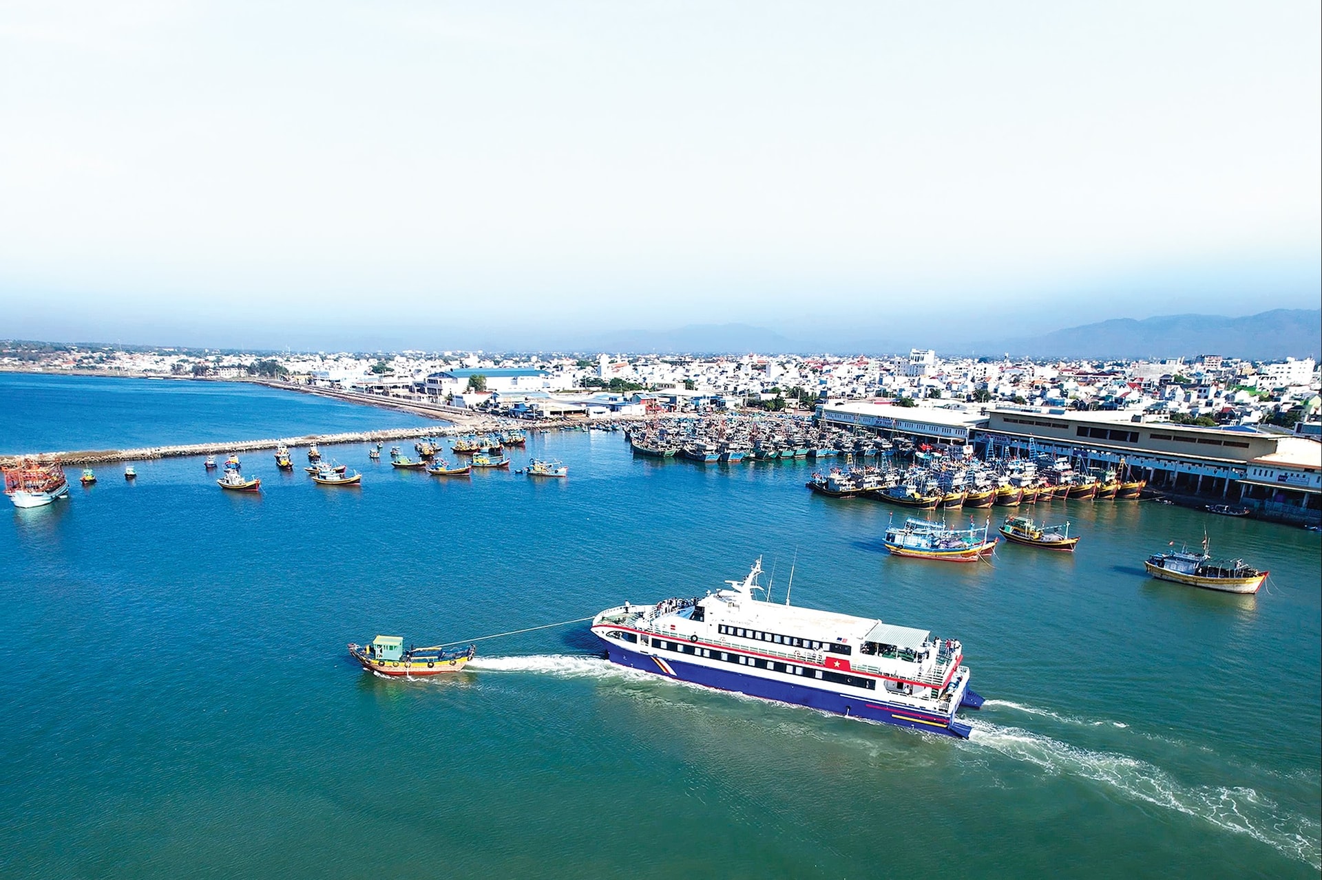 Lâm Đồng mạnh mẽ vươn lên