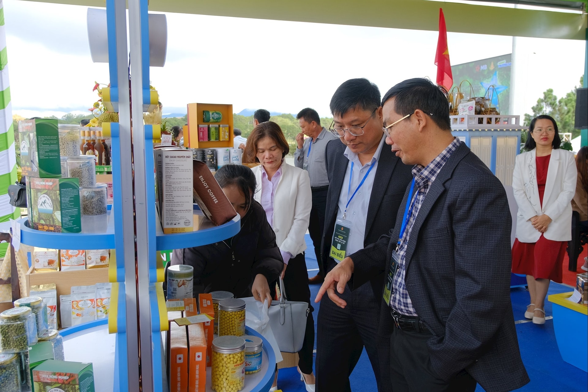 Lâm Đồng đẩy mạnh xúc tiến đầu tư, thương mại và du lịch