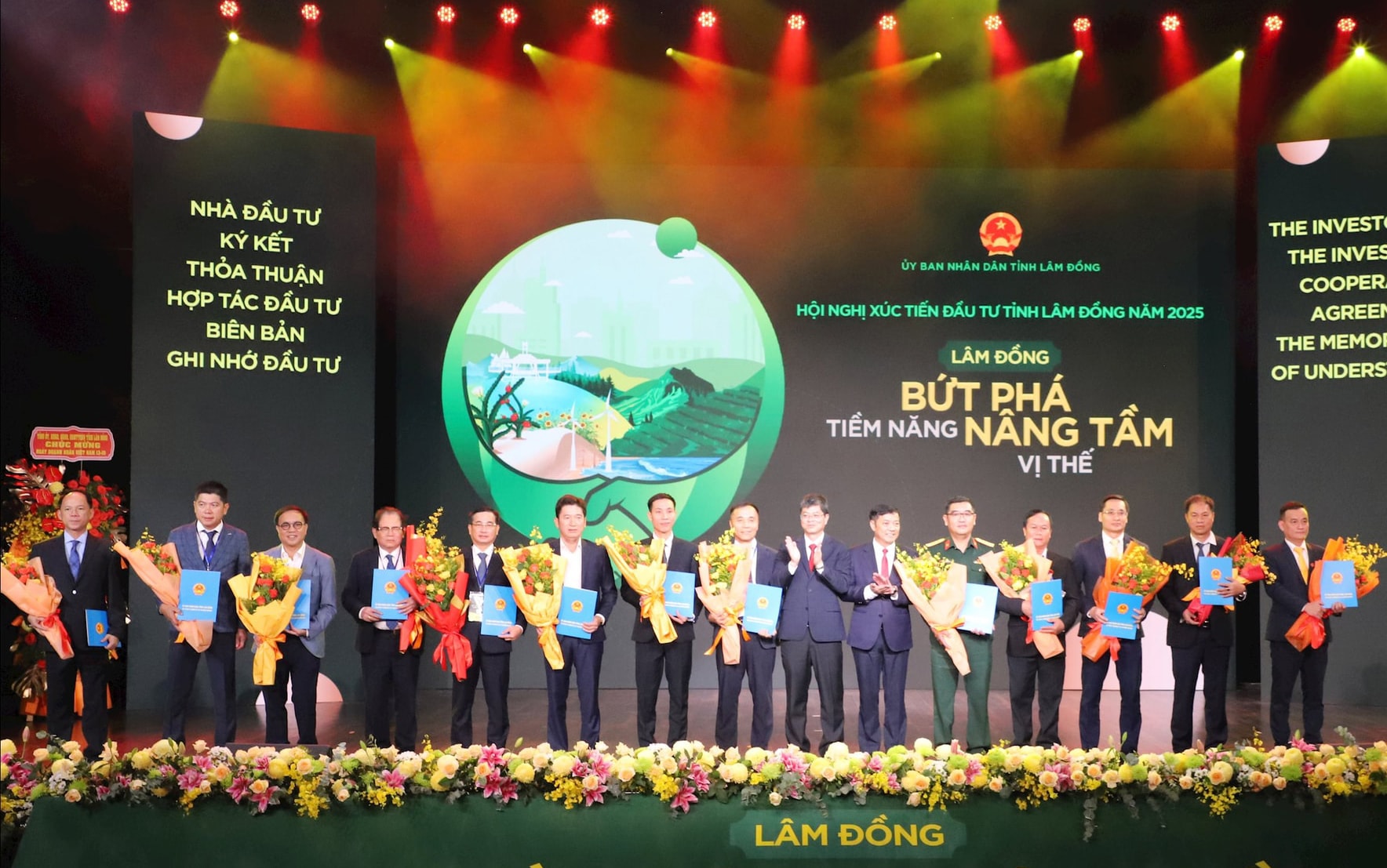 Lâm Đồng ký kết thỏa thuận ghi nhớ hợp tác với 12 nhà đầu tư