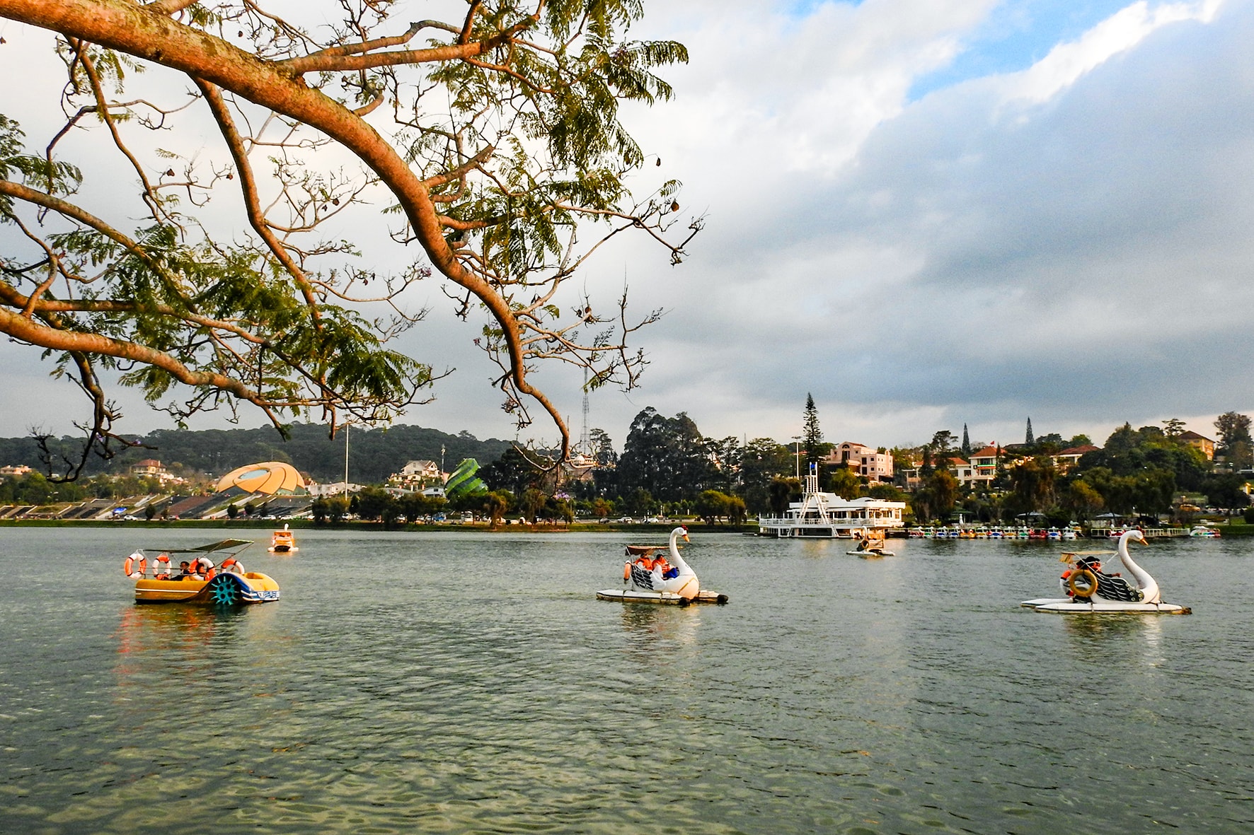 Mũi Né và Đà Lạt lọt TOP 10 điểm đến Tết Dương lịch 2026