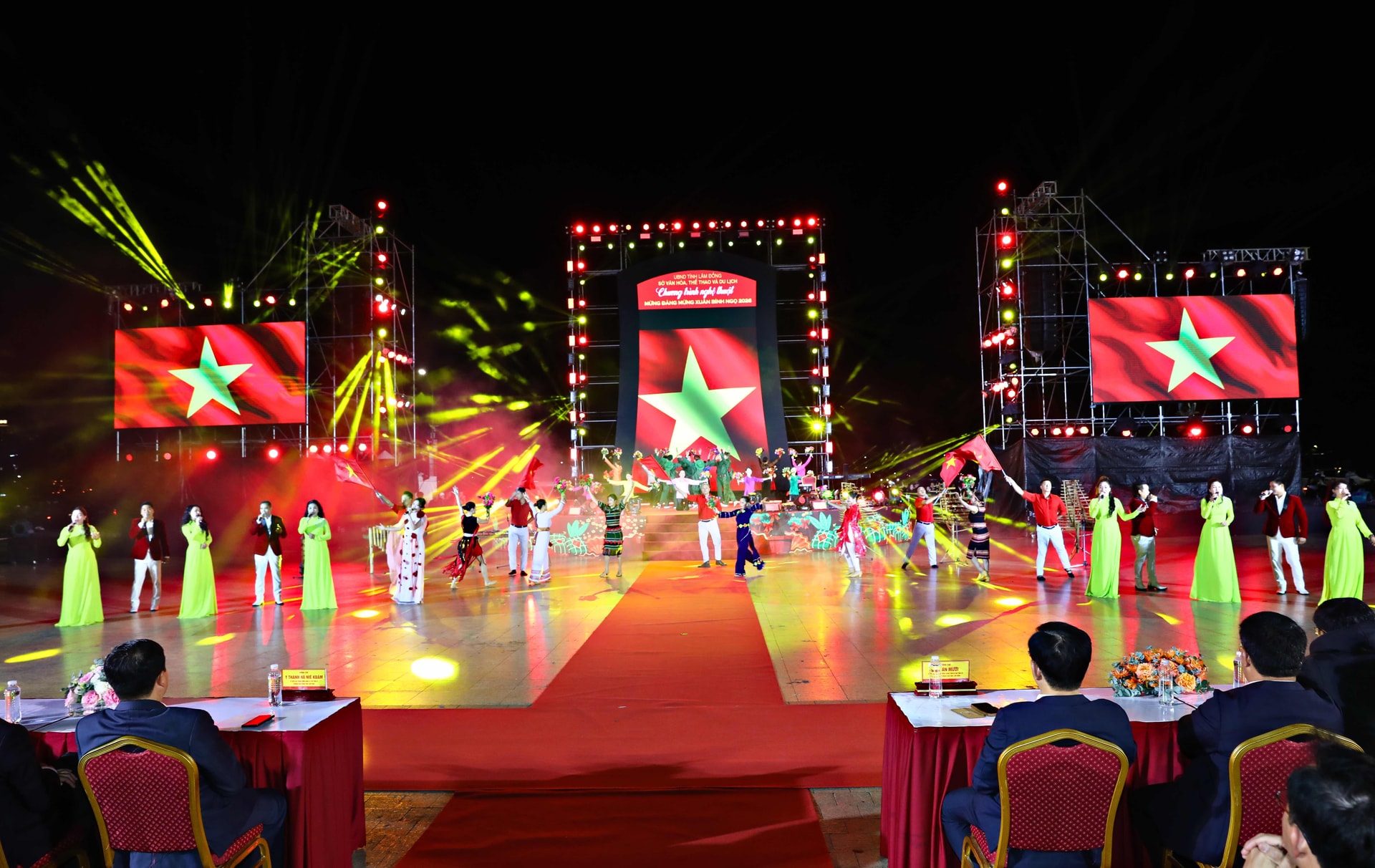 Lâm Đồng ngập tràn sắc xuân 2026