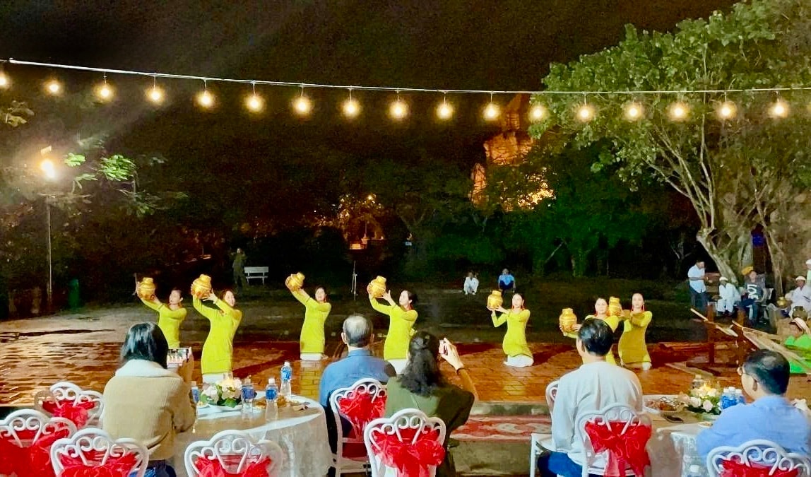 Ðánh thức văn hóa Chăm trong dòng chảy du lịch Lâm Ðồng