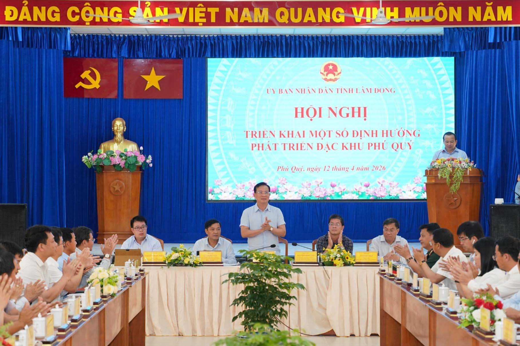 Phú Quý tập trung vào ngành mũi nhọn để phát triển kinh tế biển